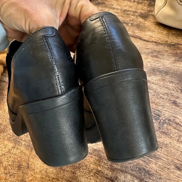 Vagabond chunky lug sole ankle boot / bootie size 40 - Picture 4 of 15